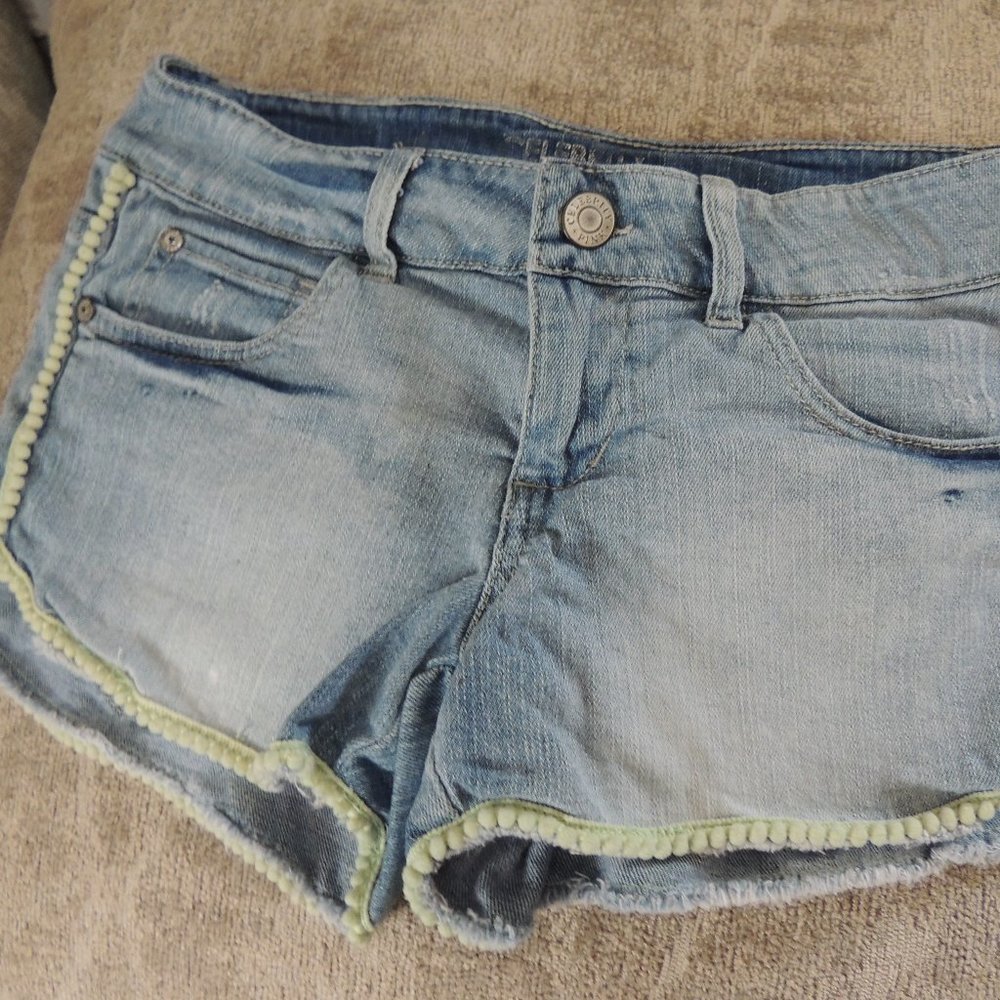 Celebrity Pink Jeans blue jean shorts size 5